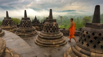 Perayaan Waisak jadi Momentum untuk Menata Ulang Aturan di Candi Borobudur