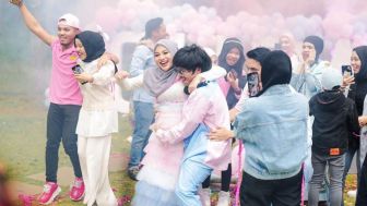 Atta Halilintar dan Aurel Hermansyah Adakan Gender Reveal Party, Apa Sih Maknanya?