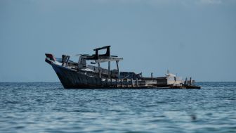 Kapal Terbalik Dihempas Ombak Laut Selatan Kebumen, 1 Nelayan Hilang
