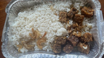 Jamaah Haji Purbalingga Keluhkan Menu Makanan Berisi Nasi dan Tempe, "Ini Apa Nggak Malu ya?"