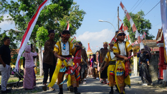 Warga Desa di Purbalingga Tumpah Ruah Meriahkan Festival Kalialang