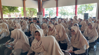 Siswa Nekat Tanya Mengapa Kabupatennya Termiskin di Jawa Tengah, Jawaban Bupati Ini tak Terduga