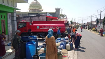 Kemarau Panjang, Pemkab Purbalingga Distribusikan 759.000 Liter Air Bersih ke Warga