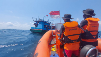Detik-detik Menegangkan Lima Orang ABK Kapal Alviano Terkatung-katung di Perairan Cilacap Setelah Mesin Mati