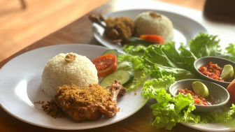 Ayam Rempah Sambal Hainan, Perpaduan Unik Kuliner Tradisional Jawa dan Chinese Food