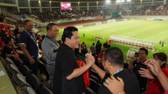 Ekspresi Jokowi dan Erick Thohir Saat Ivar Jenner Bobol Gawang Turkmenistan