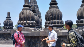 Guru Sejarah Banjarnegara Studi Lapangan ke Candi Prambanan, Ini Harapanya