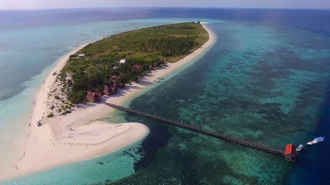 Amazing! Keunikan Taman nasional Taka Bonerate Sulawesi Selatan