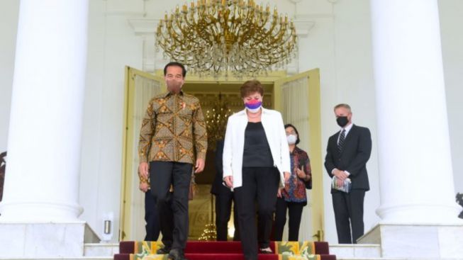 Beban Negara Miskin Kian Berat karena Inflasi, IMF Temui Jokowi untuk Sampaikan Ini