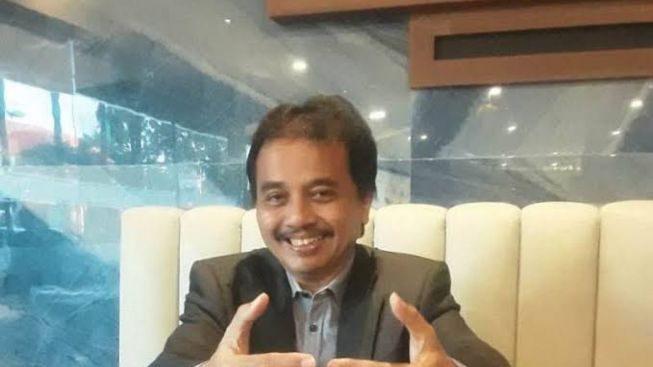 Roy Suryo Tersangka Kasus Meme Stupa Borobudur Mirip Jokowi Belum Ditahan