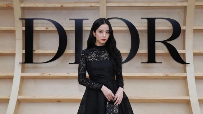 Dapat Gelar Wanita Tercantik di Dunia, Ini Profil Lengkap Jisoo BLACKPINK