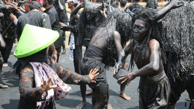 4 Mitos Bulan Suro yang Dipercaya Masyarakat Jawa