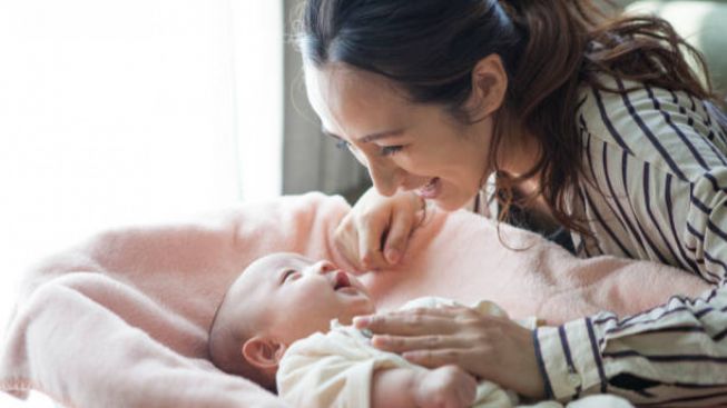Pentingnya Rasa Bahagia Bagi Ibu Menyusui, Ini Penjelasannya
