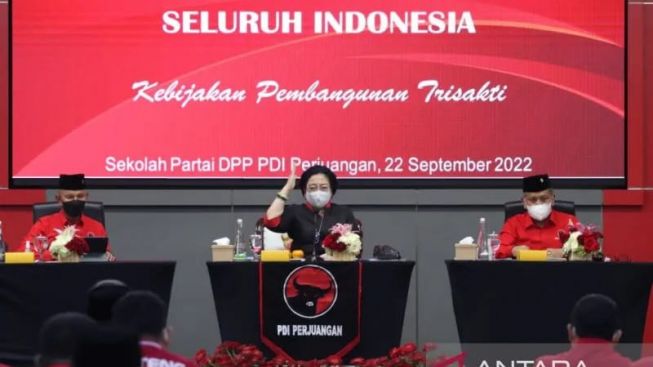 Megawati Minta Para Kader PDI P Fokus Lakukan Kerja Riil di Masyarakat