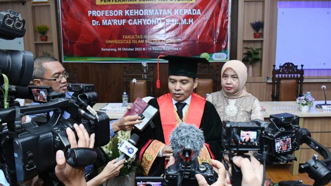 Maruf Cahyono, Sekjen MPR dan Ketua Alumni Unsoed Purwokerto Dikukuhkan sebagai Profesor Kehormatan