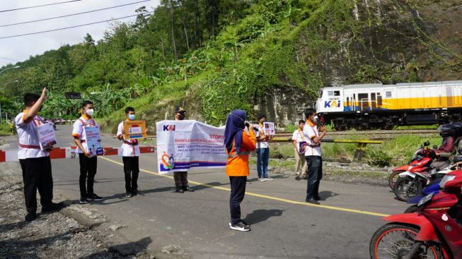 Waspada Perlintasan Kereta Tanpa Penjagaan di  Banyumas Jelang Libur Natal dan Tahun Baru