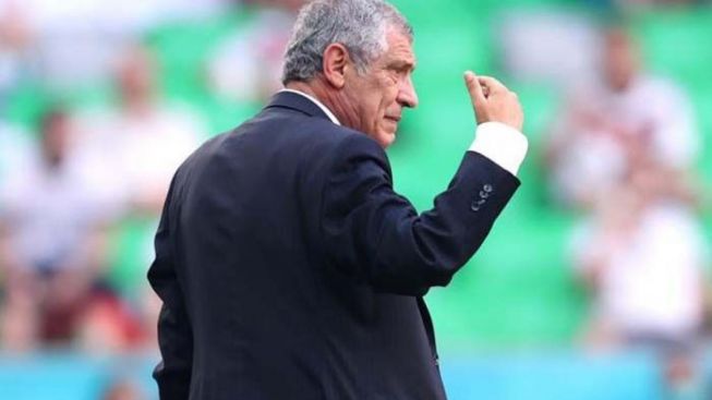 Susul Luis Enrique, Fernando Santos Resmi Mundur dari Timnas Portugal