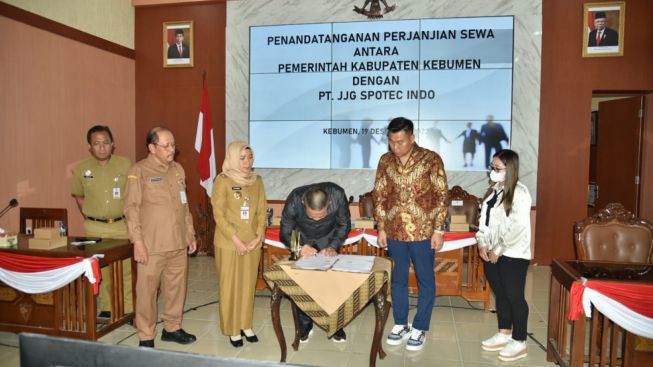 Perusahaan Sarung Tangan Korea Beroperasi di Kebumen, Butuh 2000 Pekerja