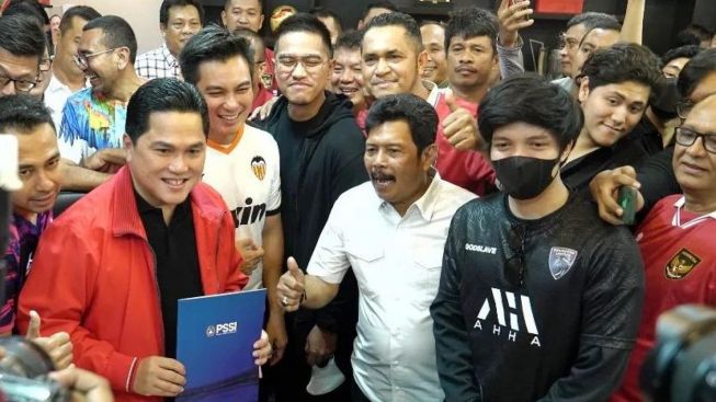 Mantap Maju Caketum PSSI, Erick Thohir Siap Perbaiki Sepak Bola Tanah Air