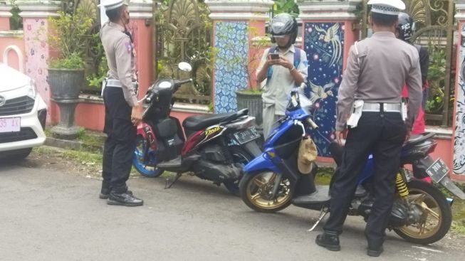 Tak Hanya Tilang Manual, Polresta Banyumas Terapkan Sistem Berburu Pelanggar Aturan Lalu Lintas di Jalanan Purwokerto