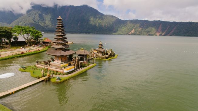 Jadi Peringkat Kedua Destinasi Terpopuler di Dunia, Bali Kalahkan Wisata London dan Paris : Kok Bisa ?