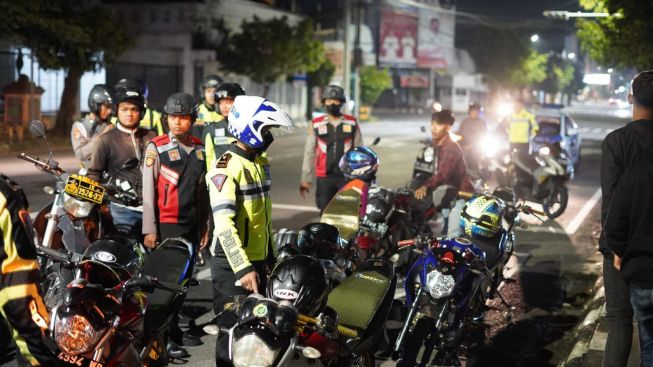 Awas! Satlantas Polres PurbaIingga 'Hunting' Malam Hari, 11 Pemotor Ditindak