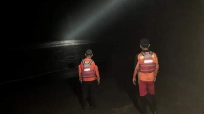 Laut Kidul Kembali Renggut Korban, Seorang Remaja Terseret Ombak di Pantai Setrojenar Kebumen
