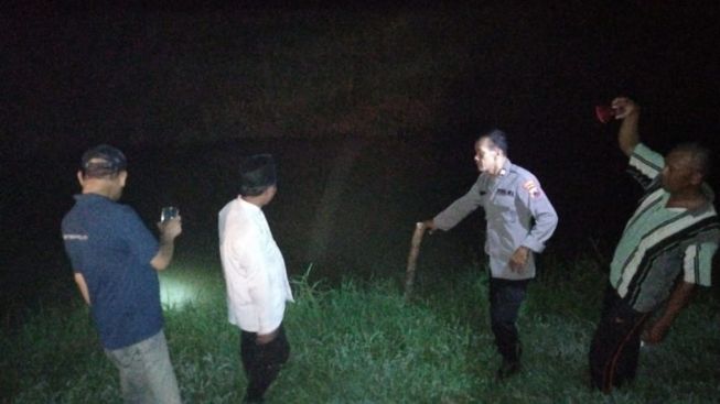 Tragis, Tukang Setrum Ikan Asal Kebumen Tewas Kesetrum di Sungai