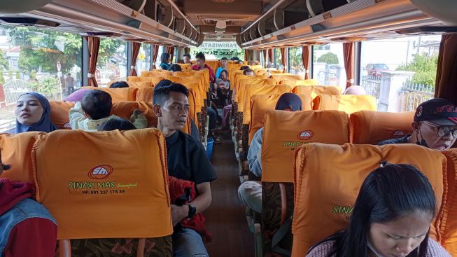 Peserta Balik Gratis ke Jakarta Membludak, Polresta Banyumas Tambah Dua Bus