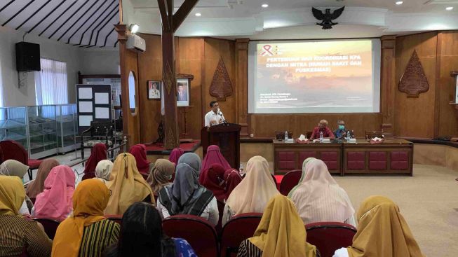 Homoseksual Berisiko Tularkan HIV di Purbalingga