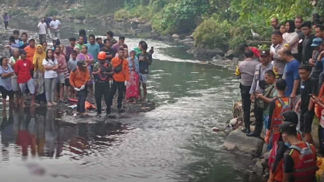 Mayat Perempuan Ditemukan di Kali Pelus Banyumas, Diduga Sedang Hamil