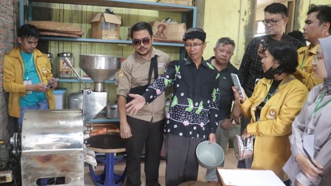 Sukses Kopi Mukidi Temanggung Jadi Bahan Kajian Mahasiswa Unsoed Purwokerto