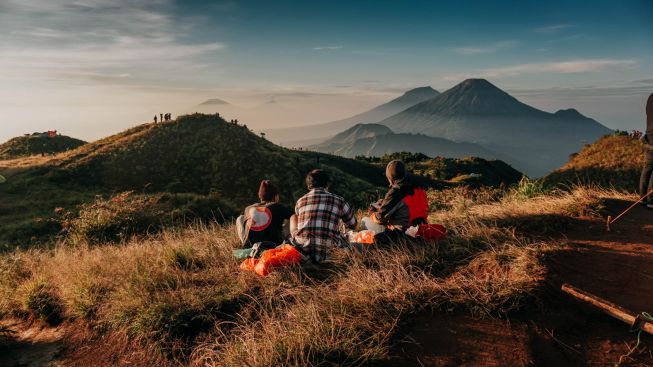 20 Km dari Alun-alun Wonosobo, Desa Tertinggi di Jawa Ini Diselimuti 'Salju' Tiap Tahunnya