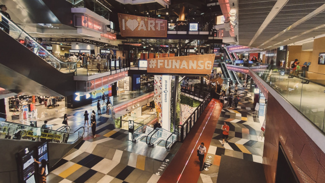 Cuma 5 Km dari Terminal Tawangalun, Pusat Perbelanjaan Terlengkap di Kota Jember Ini Miliki Arena Bermaian yang Beragam: Ada Roller Coster dan Gocar!