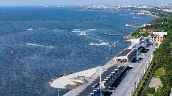 Jaraknya 4,6 KM dari Alun Alun Pekalongan, Destinasi Wisata Taman Laut Ini Terbesar di Indonesia dengan Angka Kunjungnya 42.000 Lebih