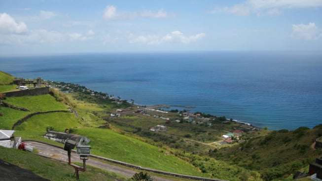 Berjarak 5,5 KM dari Alun-alun Sidangbarang, Wisata Ini Memadukan View Laut Biru dan Pegunungan yang Indah, Banyak Spot Foto Instagramable