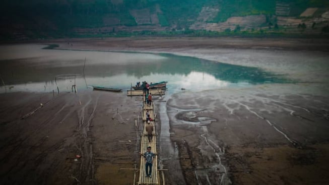 32 Km dari Terminal Mendolo Wonosobo, Telaga di Atas Awan Ini Mengering Jadi Daratan