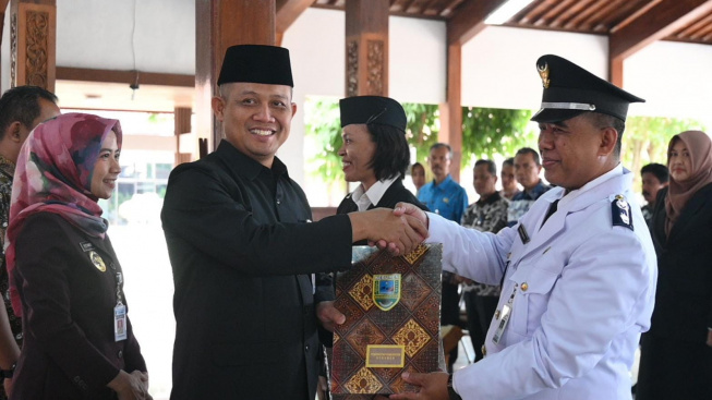 Bupati Kebumen Rotasi Sejumlah Pejabat, Bahrun Munawir Jadi Camat Kebumen