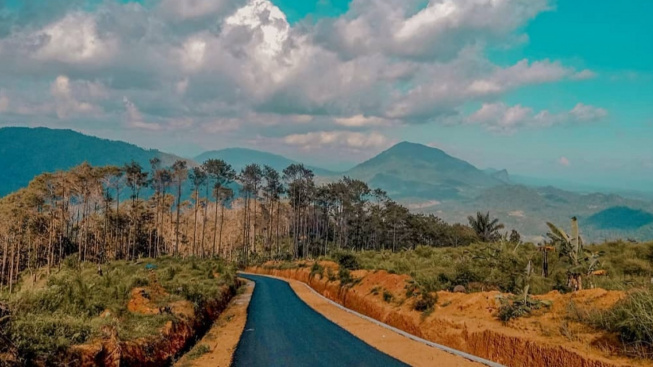 Hanya 20 Km dari Alun-alun Banjarnegara, Wisata Bak Lukisan Hidup di Angkruk Ranis Banjarnegara