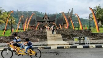 10 Destinasi Wisata Unggulan di Kabupaten Tanah Datar, Ini Harga Tiket Masuk dan Biaya Parkirnya
