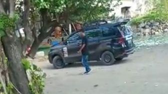 Diduga Lakukan Pungli di Pantai Padang, Seorang Pemuda Diamankan Polisi dan Satpol PP