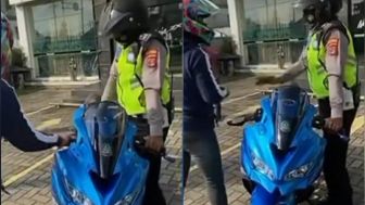 Viral Pengendara Tidak Terima Ditilang Polisi, Ngaku Motor Baru Keluar dari Dealer