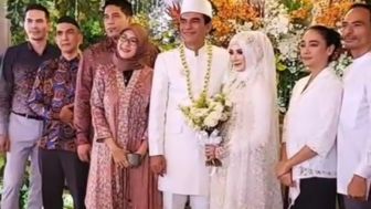 Usai 1 Tahun Meninggalnya Rina Gunawan, Teddy Syah Menikah Lagi