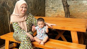 Nathalie Holscher Ungkap Alasan Sule Tak Hadir saat Acara Ulang Tahun Adzam