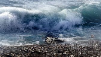 Catatan BNPB: di Maluku Pernah Terjadi Tsunami 90-112 Meter, Tertinggi di Indonesia