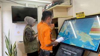 Catatan BPBD Agam: Erupsi Marapi Sudah 162 Kali, Kolom Abu Tertinggi 1.000 Meter