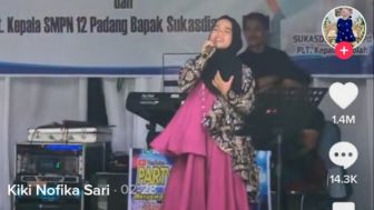 Viral Siswi SMP 12 Padang Bersuara Bagus Nyanyikan Lagu Sial Milik Mahalini, Warganet: Merinding