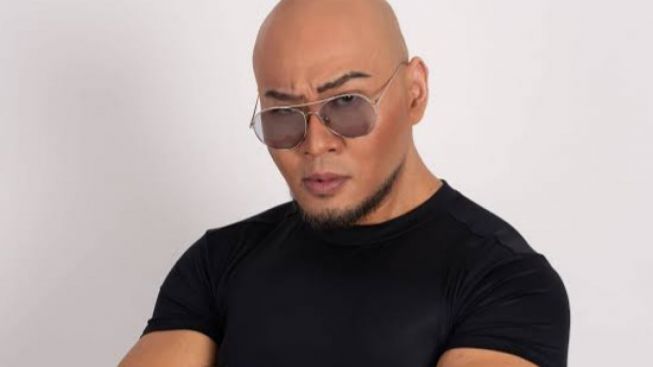 Deddy Corbuzier Ikut Seret Nama Uus Usai Disindir Livy Renata di Media Sosial