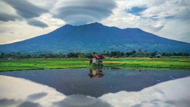 Sejak Sabtu, Erupsi Gunung Marapi Sumbar Sudah 57 Kali