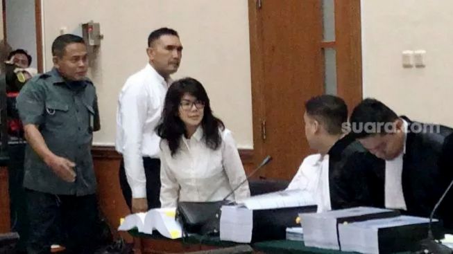 Anita Cepu Ngaku Istri Siri Teddy Minahasa